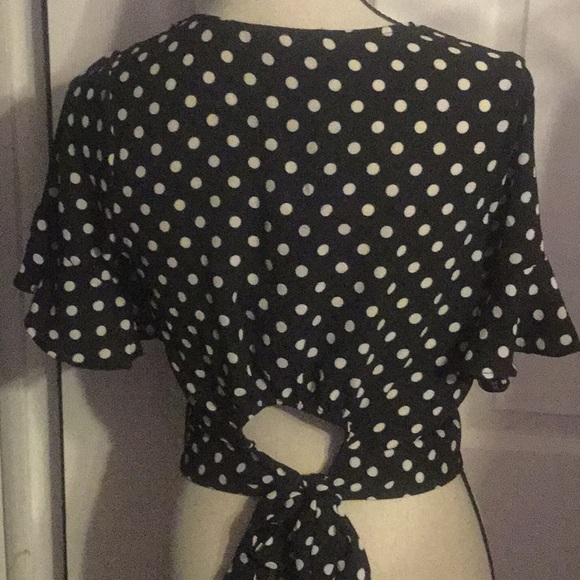 ❌DONATED❌Black Polka Dot V-neck Back Tie Ruffle Sleeve Hem Top - Picture 5 of 9